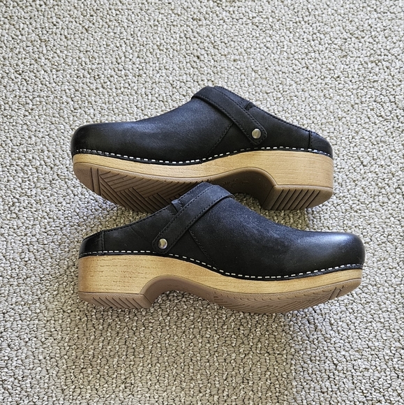 Dansko clogs - Picture 4 of 9